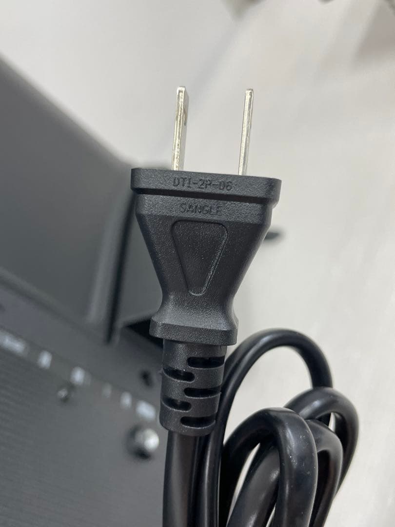 knlife95-0037 Hisfnse ハイセレス　32型液晶テレビ