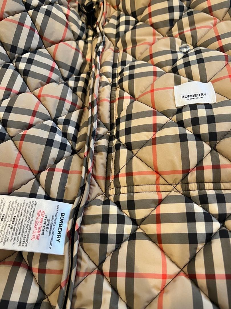 バーバリー　ノバチェックキルティングコート