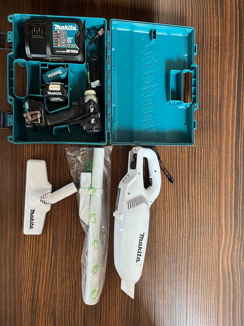 Makita ハンディクリーナー ホワイト ノズル付 ⭐️充電インパクトドライバー