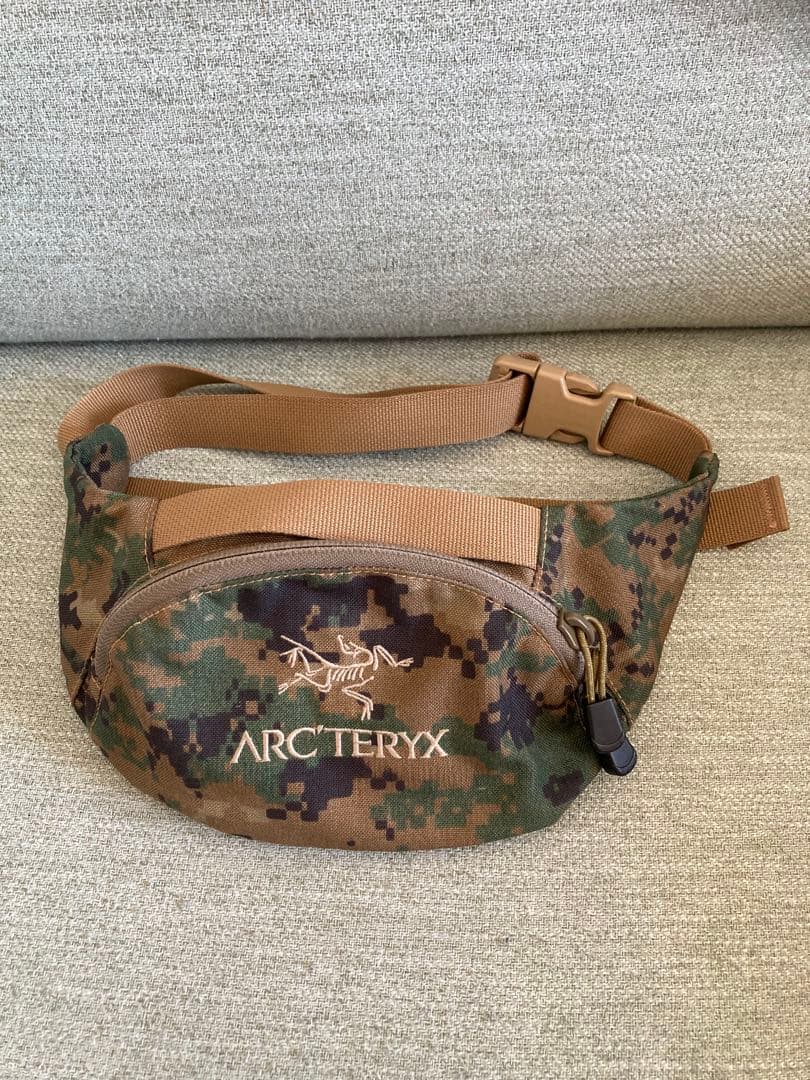 カナダ製ARC'TERYX LEAF Funny Pack
