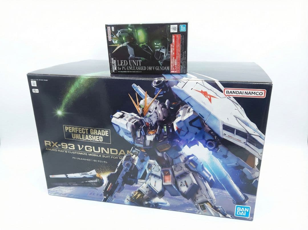 RX-93 νガンダム PG LEDユニット付き