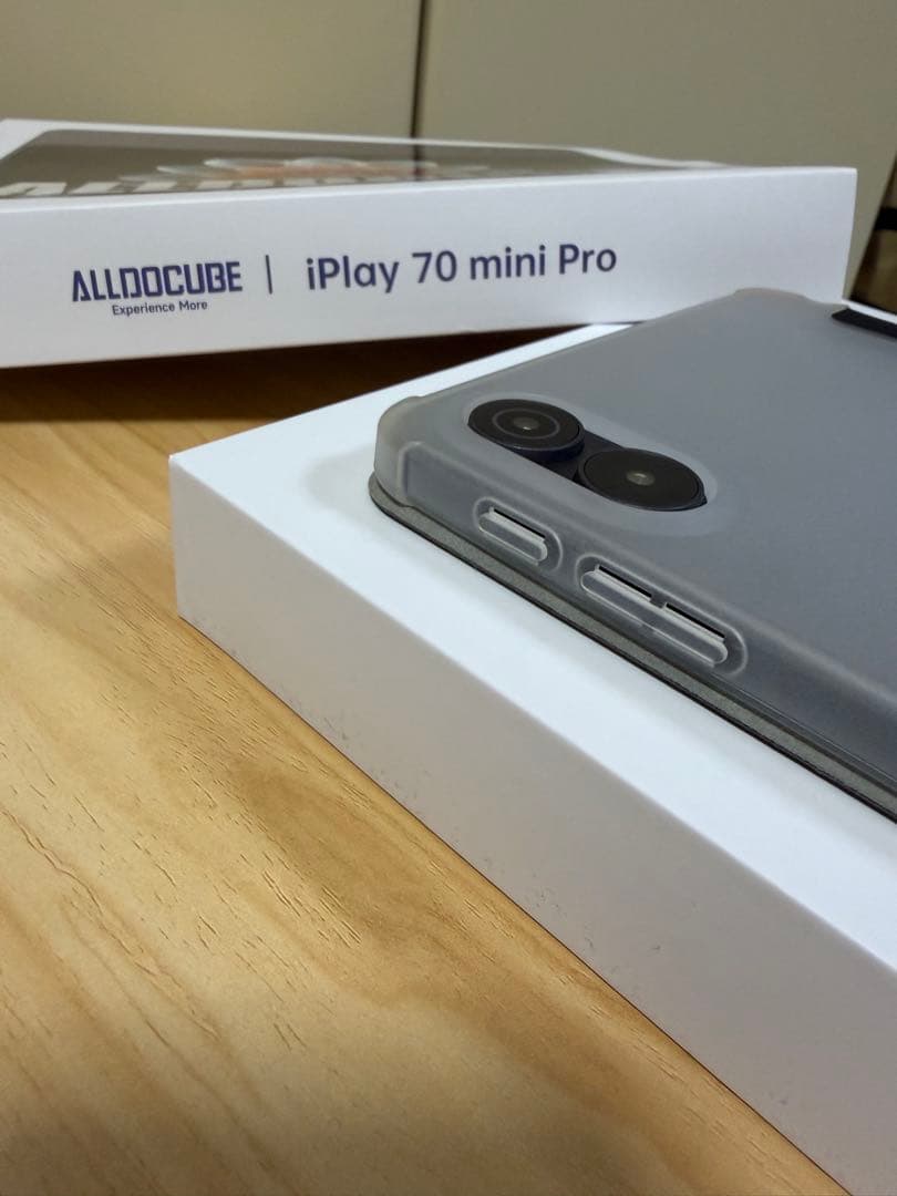 ALLODOCUBE iPlay 70 mini Pro 専用カバー付き