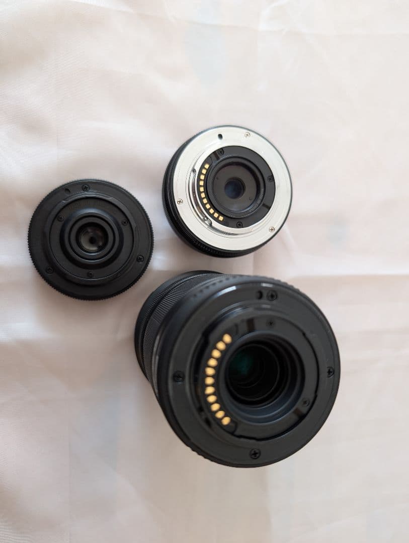 OLYMPUS OM-D E-M10 Wズームレンズキット