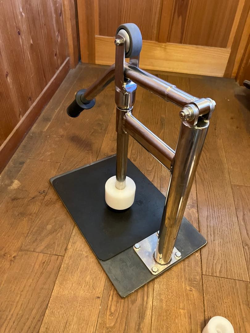 橋本　　菌糸瓶製作専用プレス機