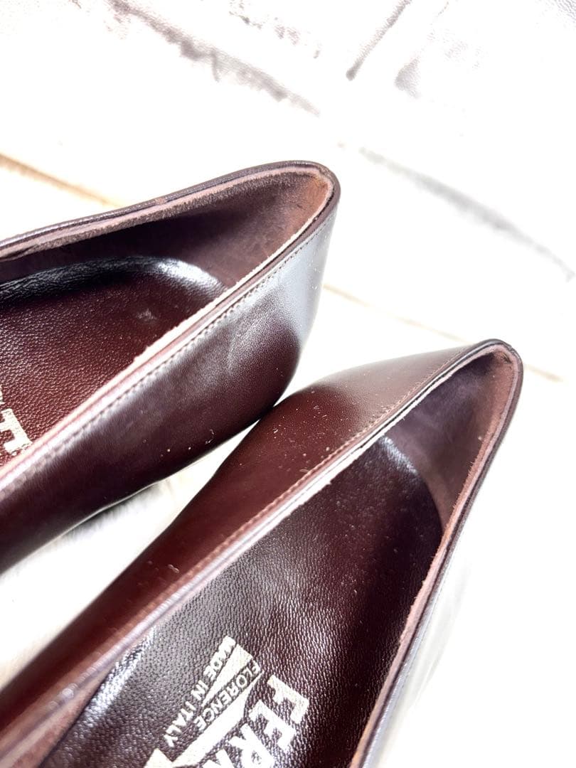未使用✨サルヴァトーレフェラガモ　ヴァラ リボン　パンプス　ダークブラウン
