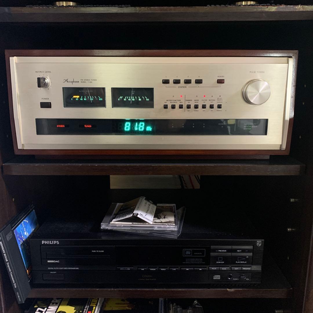 Accuphase T-104FMチューナー