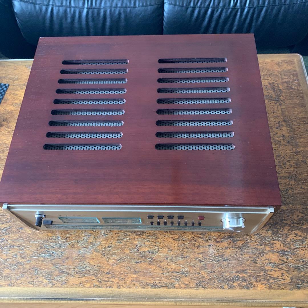 Accuphase T-104FMチューナー