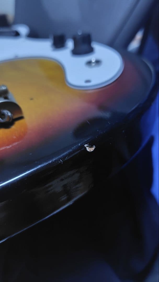 【ジャンク】Bellwood エレキベース サンバースト