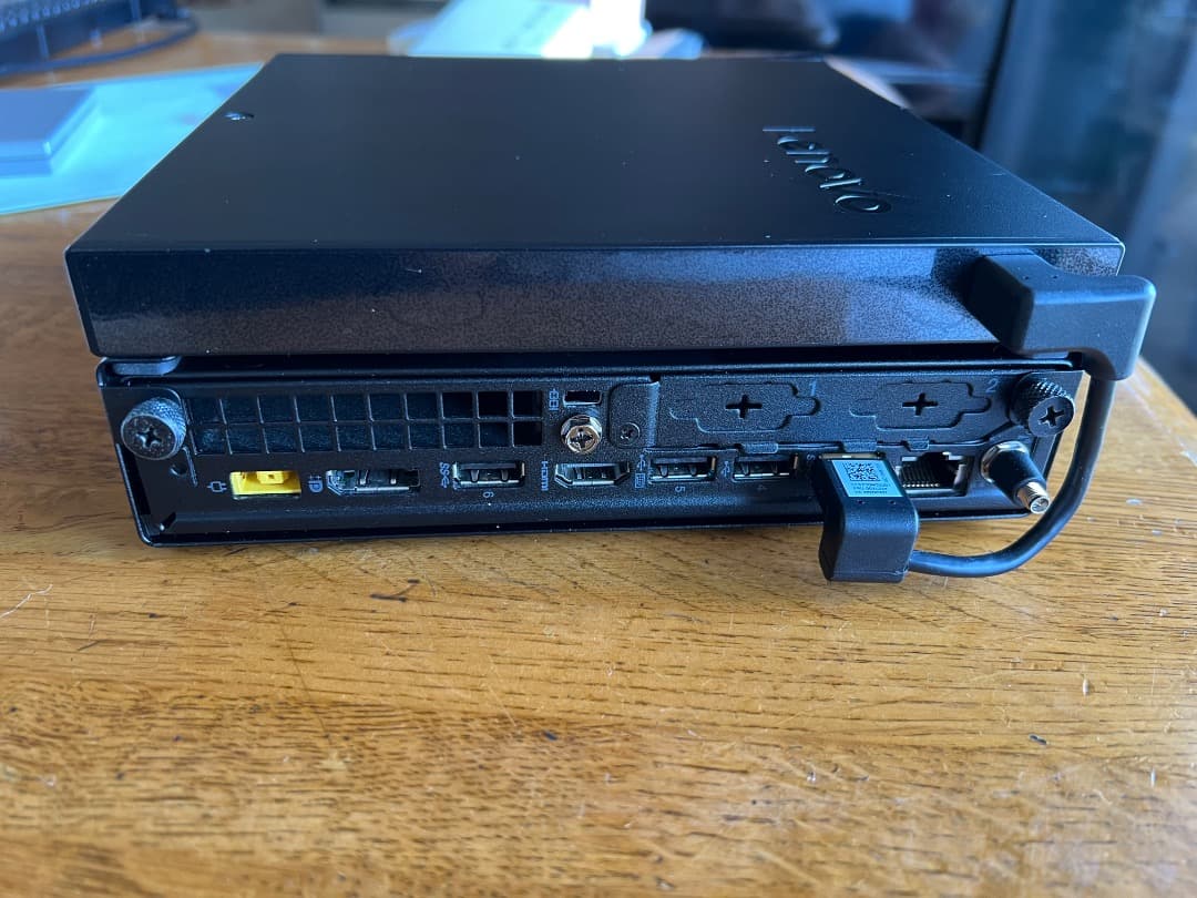 Lenovo ThinkCentre ミニPC DVDドライブ付き