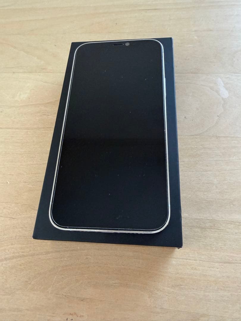 Apple iPhone 12 Pro ホワイト 本体