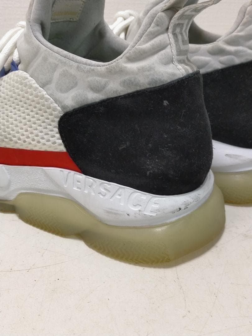 ヴェルサーチ　チェーンリアクション スニーカー 白×灰色 　251121-7Y