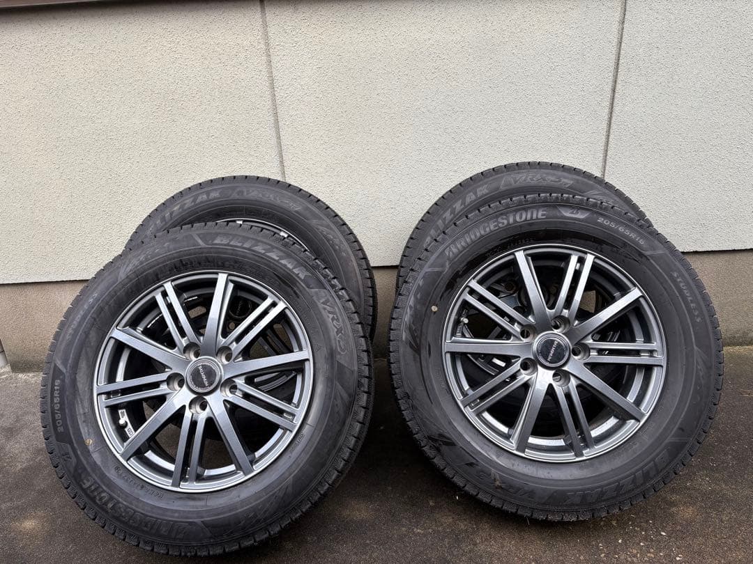 BRIDGESTONE BLIZZAK VRX3 205/65R16（新品未使用