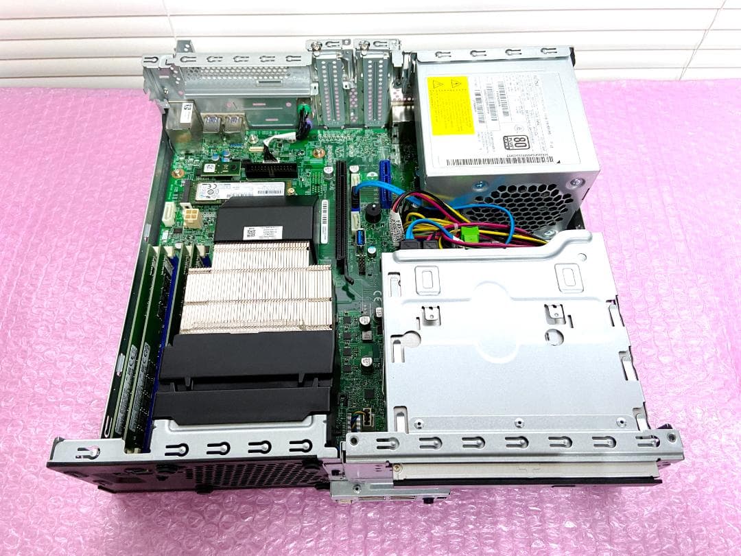 富士通 J5010 32GB SSD512G NVMe 第10世代 Quadro