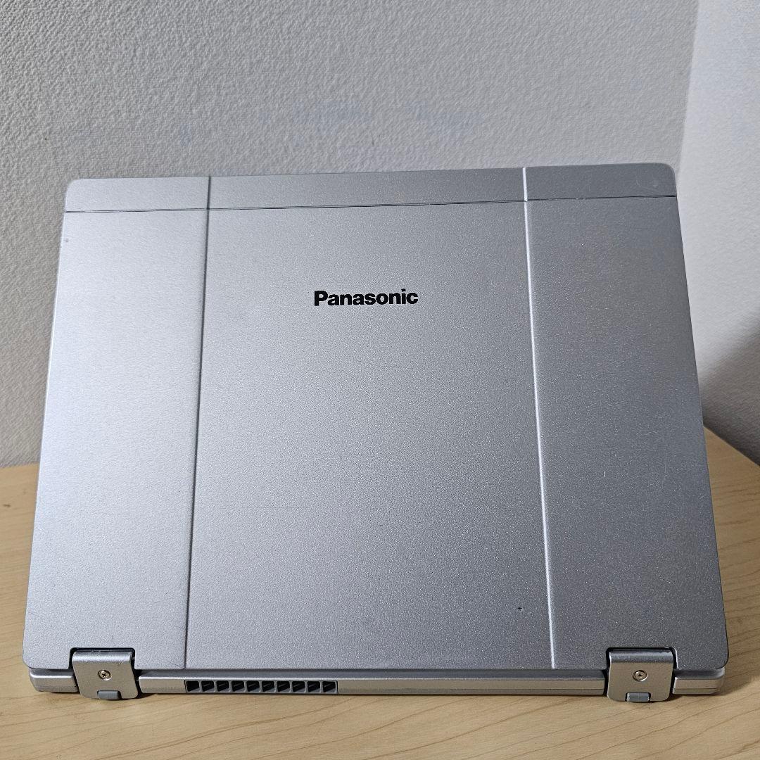 Panasonic CF-QV1／Core i5 11世代・16GB／LTE内蔵