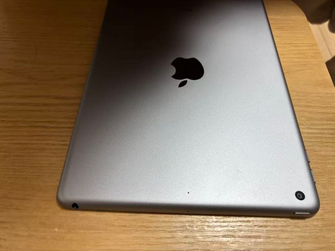 Apple iPad (第5世代) 32GB ブラック