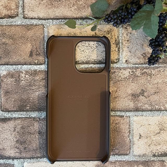 【正規品】 コーチ iPhone13 pro 対応 ケースKHAKI MULTI