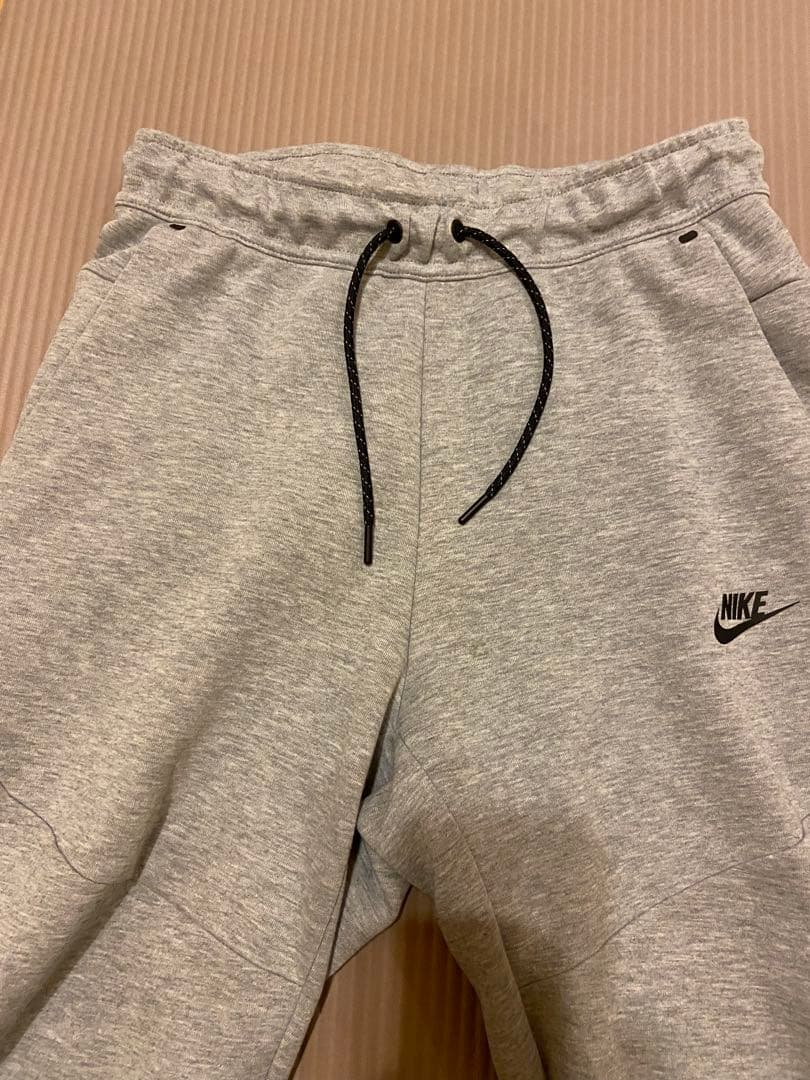 Nikeテックフリースセットアップ　Sサイズ