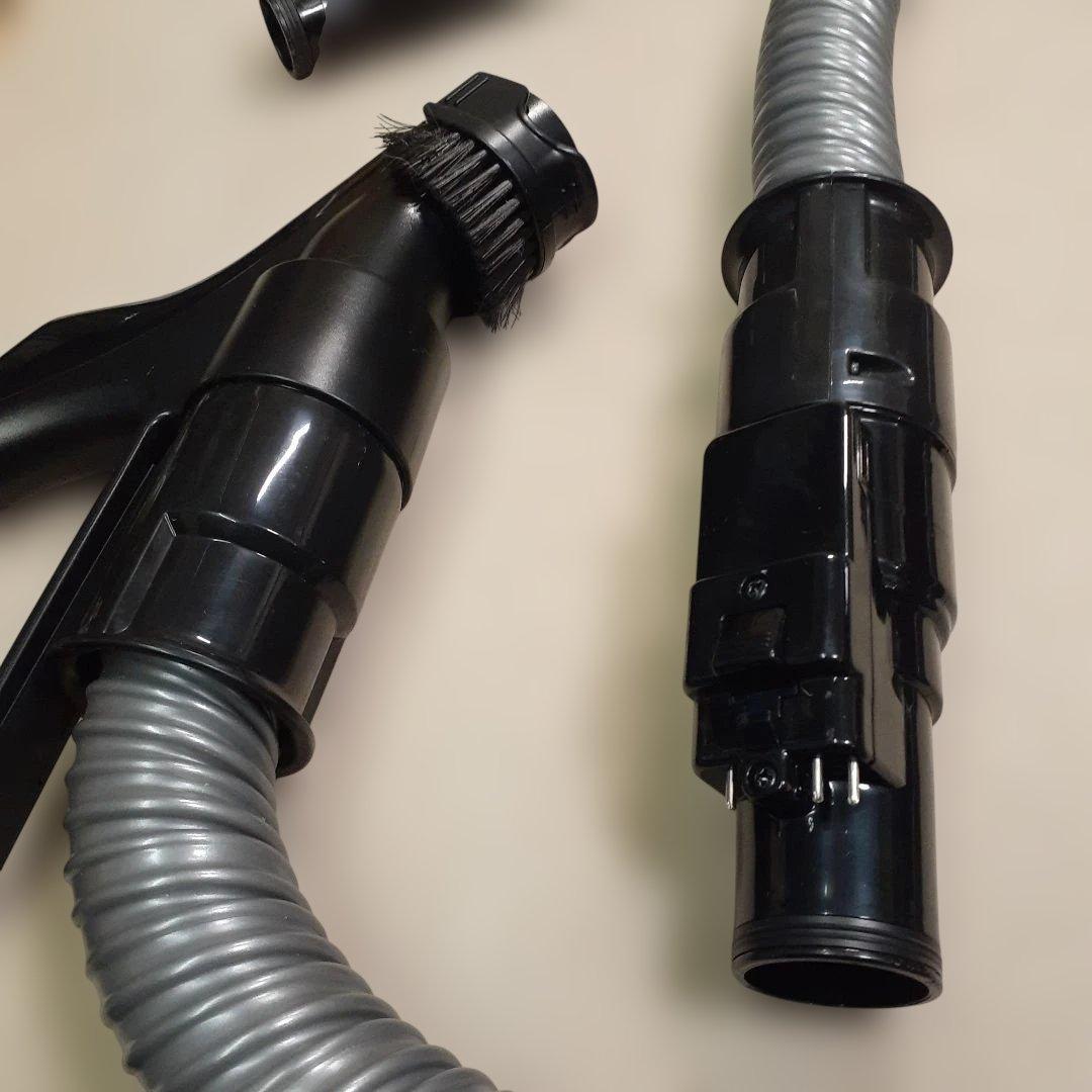 ペペレモン　サイクロン式掃除機 VC-CF32(R) 2024年製