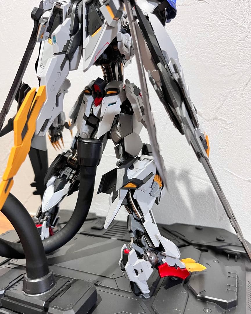 WOLF MODEL 1/100 「狼王」バルバトスルプスレクス 完成品