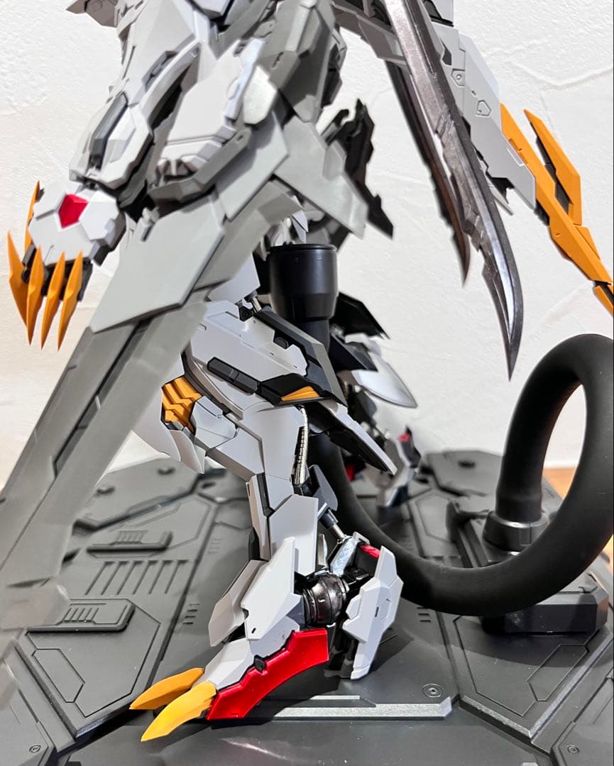 WOLF MODEL 1/100 「狼王」バルバトスルプスレクス 完成品