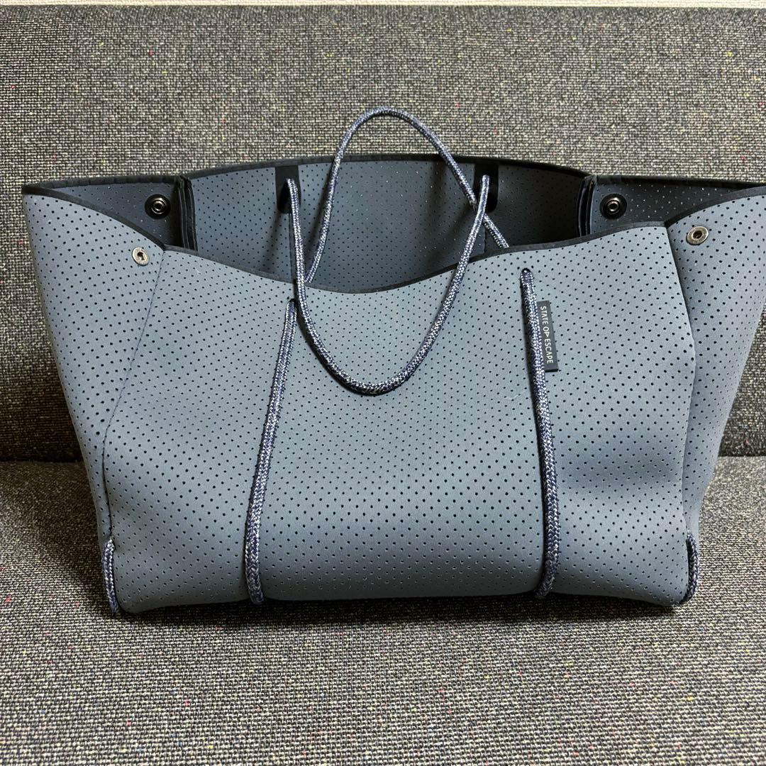 State of escape ステイトオブエスケープ　大容量バッグ　ネイビー