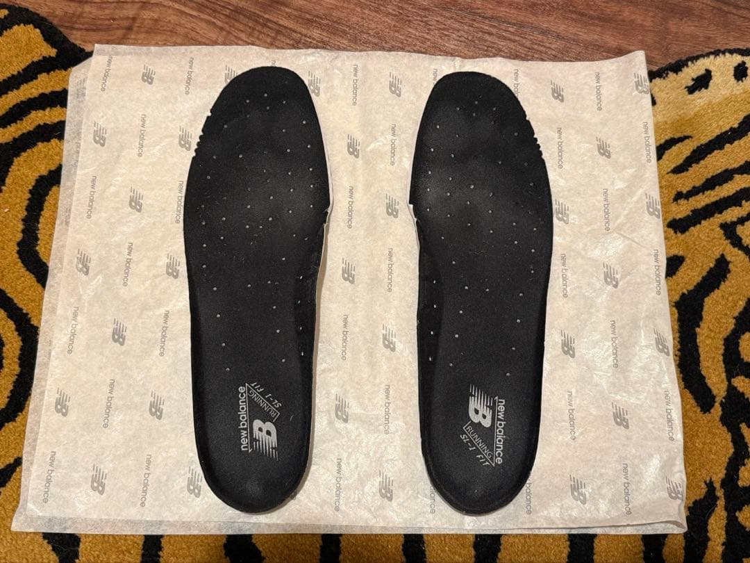 【ニューバランス】1500 Made in UK U1500KBI 26.5cm