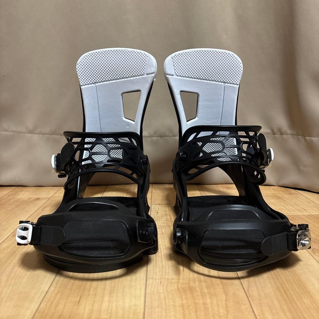 Burtonバートン フリースタイル Re:Flex バインディング