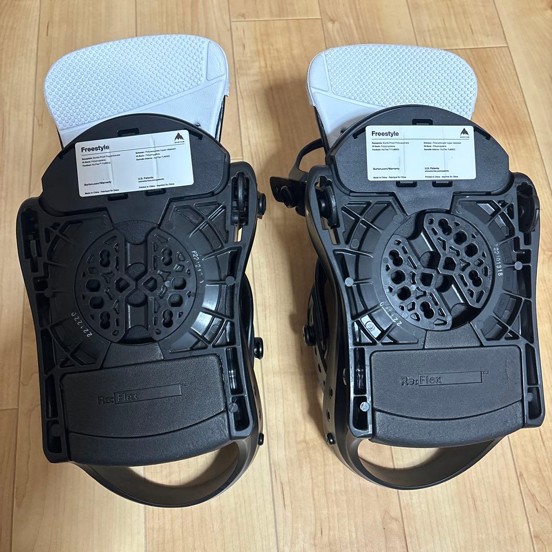 Burtonバートン フリースタイル Re:Flex バインディング