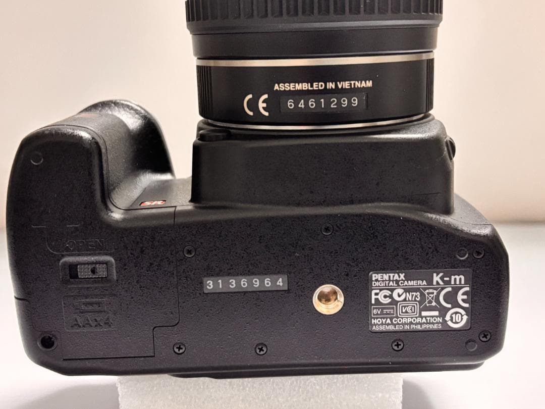 動作品 PENTAX K-m デジタル一眼レフカメラ 18-55mm レンズ付き