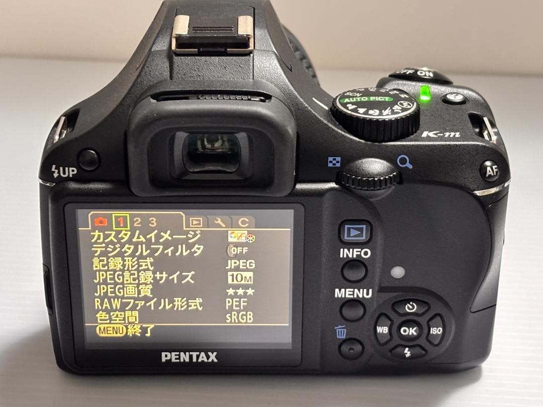 動作品 PENTAX K-m デジタル一眼レフカメラ 18-55mm レンズ付き
