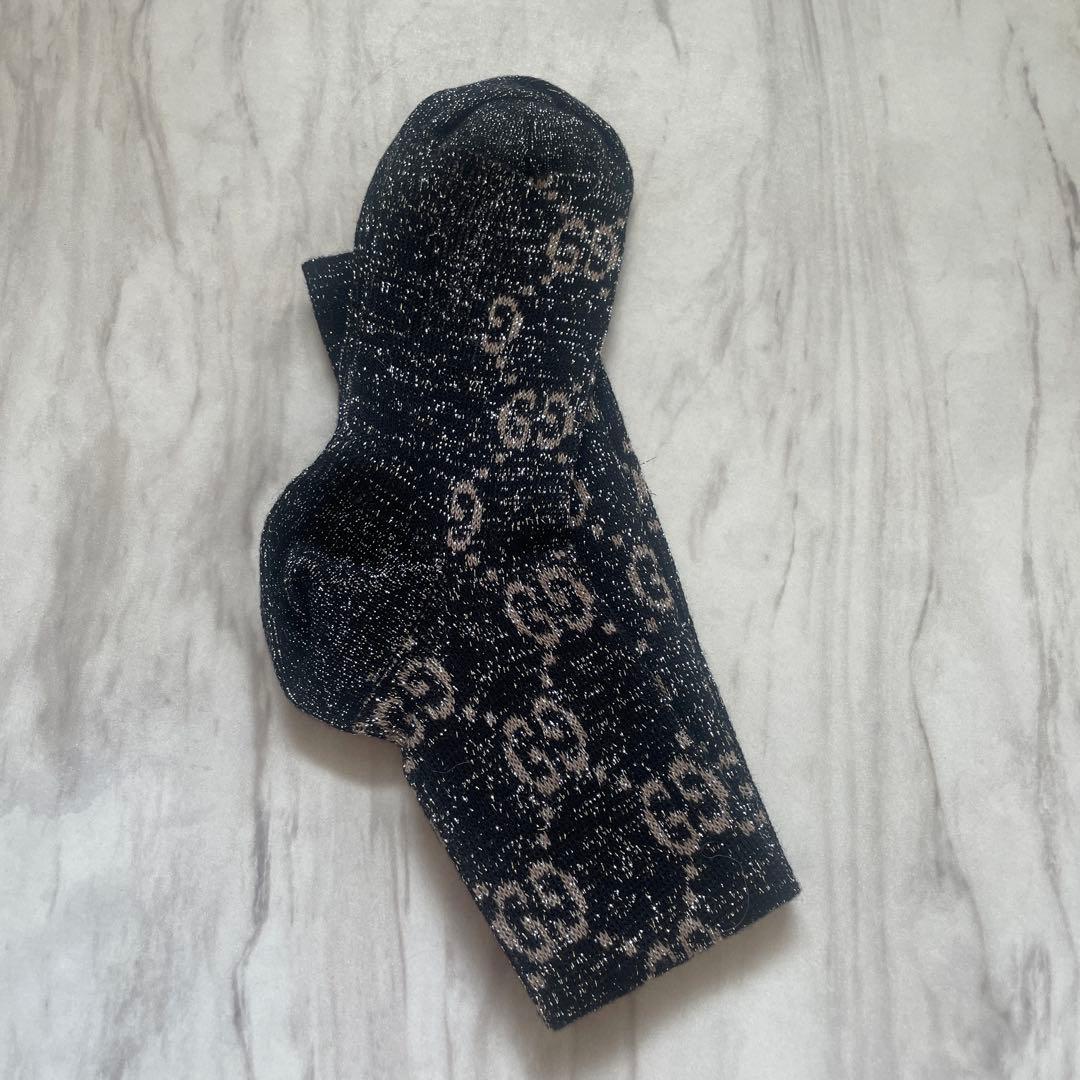 ※値下げしました　　黒 GGロゴ ソックス