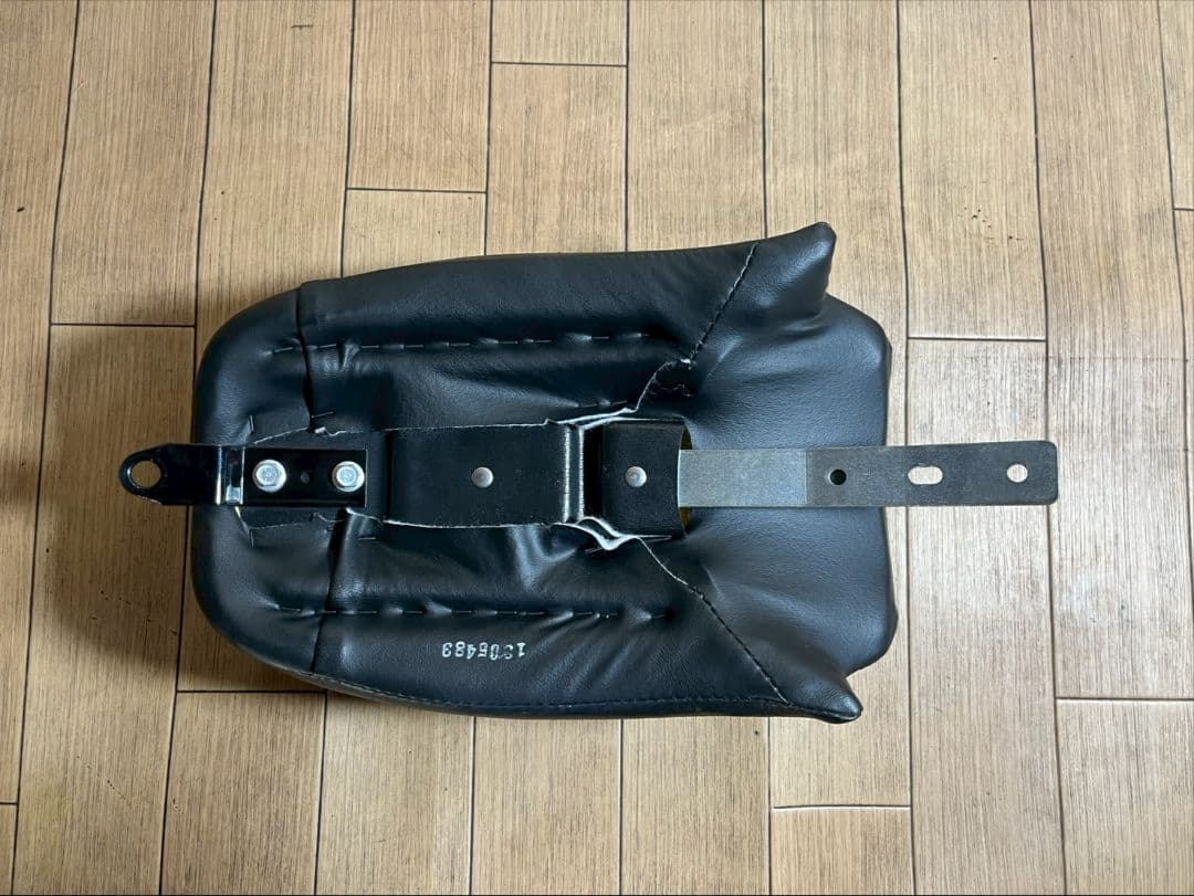 ハーレー ＸＬ８８３Ｎ ピリオンシート タンデムシート　パッセンジャーシート