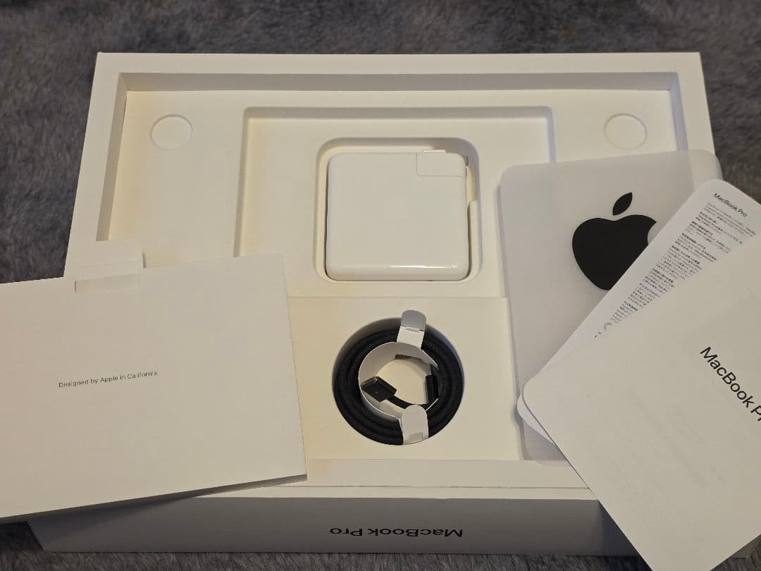 Apple MacBook Pro 14インチ M3 Pro 36GB