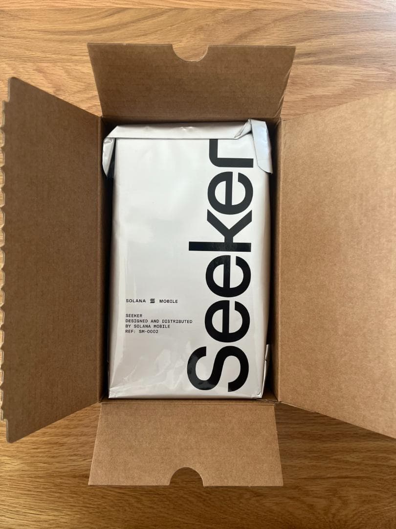 ソラナモバイル　Solana Mobile Seeker SM-0002 本体