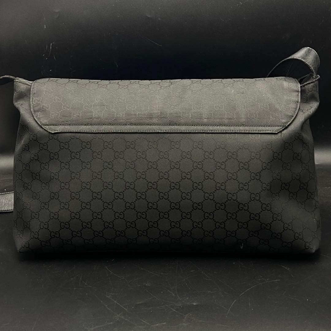 【美品】グッチ GG柄 メッセンジャーバッグ ブラック