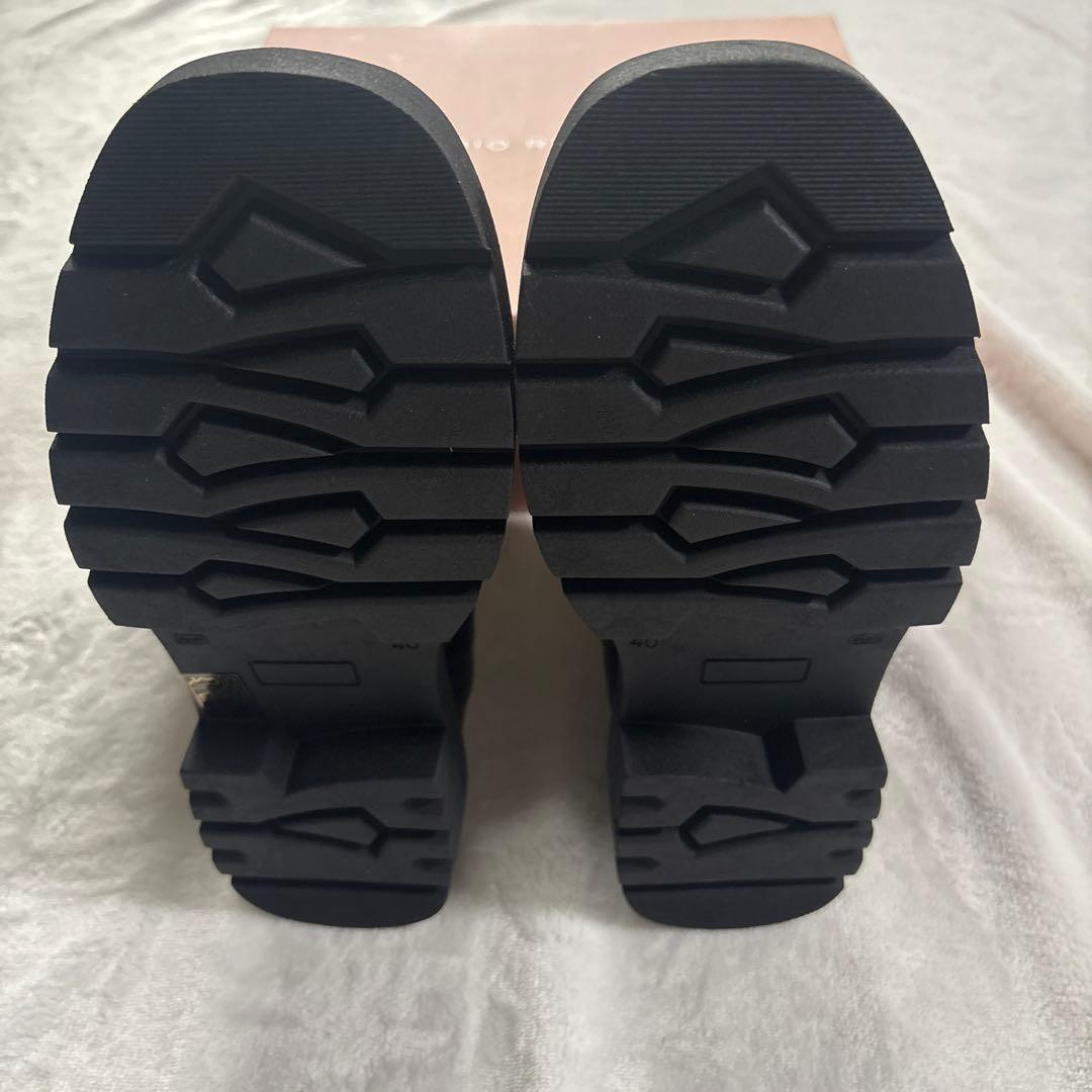 FABIO RUSCONI ブラックブーツ　サイズ40 未使用