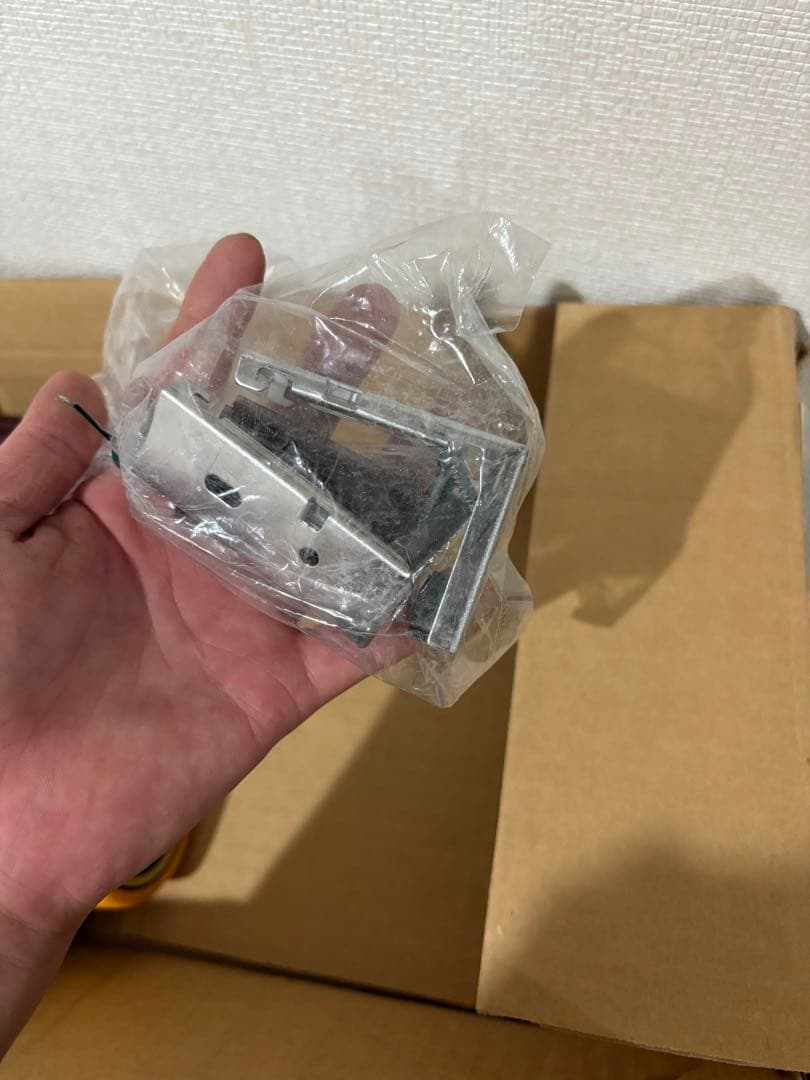 ブラインド フォレティア チェーン