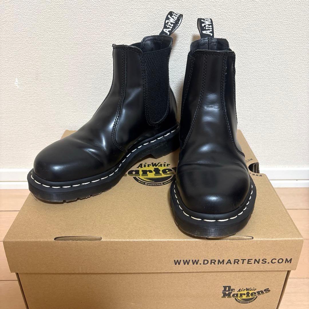 ドクターマーチン　ホワイトステッチ チェルシーブーツ　サイドゴア　UK4