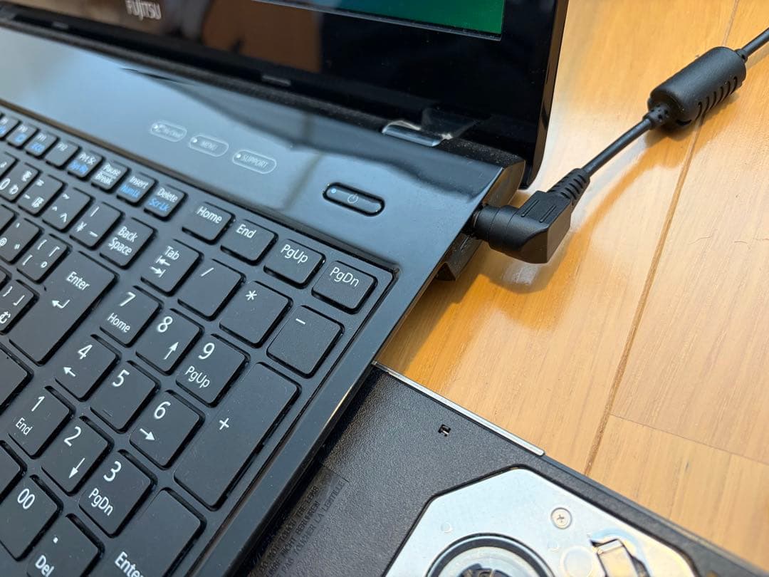 富士通 LIFEBOOK AH53/U ◆ Core i7 ◆ ブルーレイ