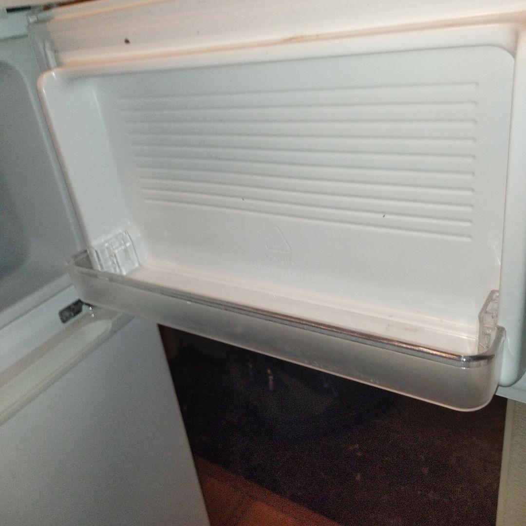 ホワイト冷温庫 AC 100V R600a