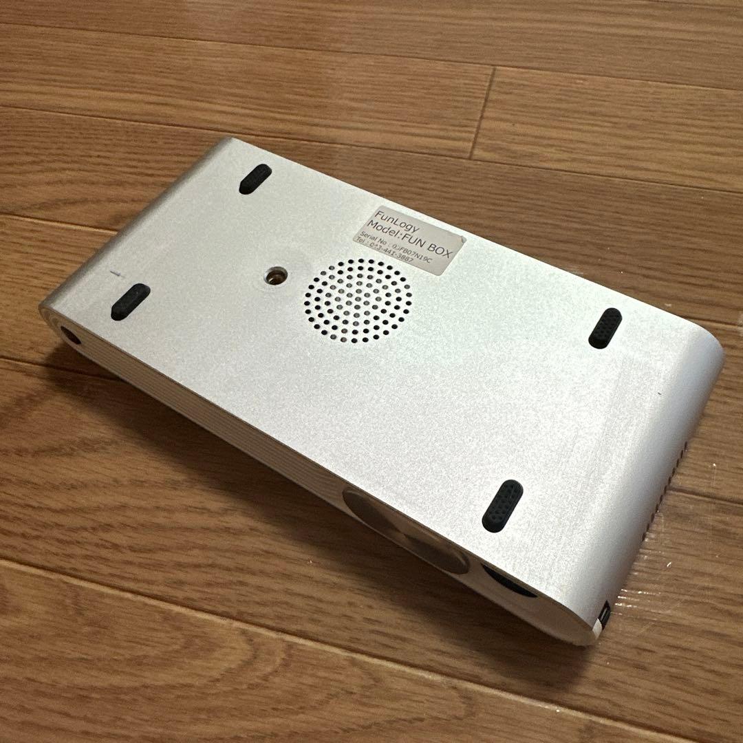 【値下げ】小型プロジェクター　FUN BOX 【定価¥79,800(税込)】