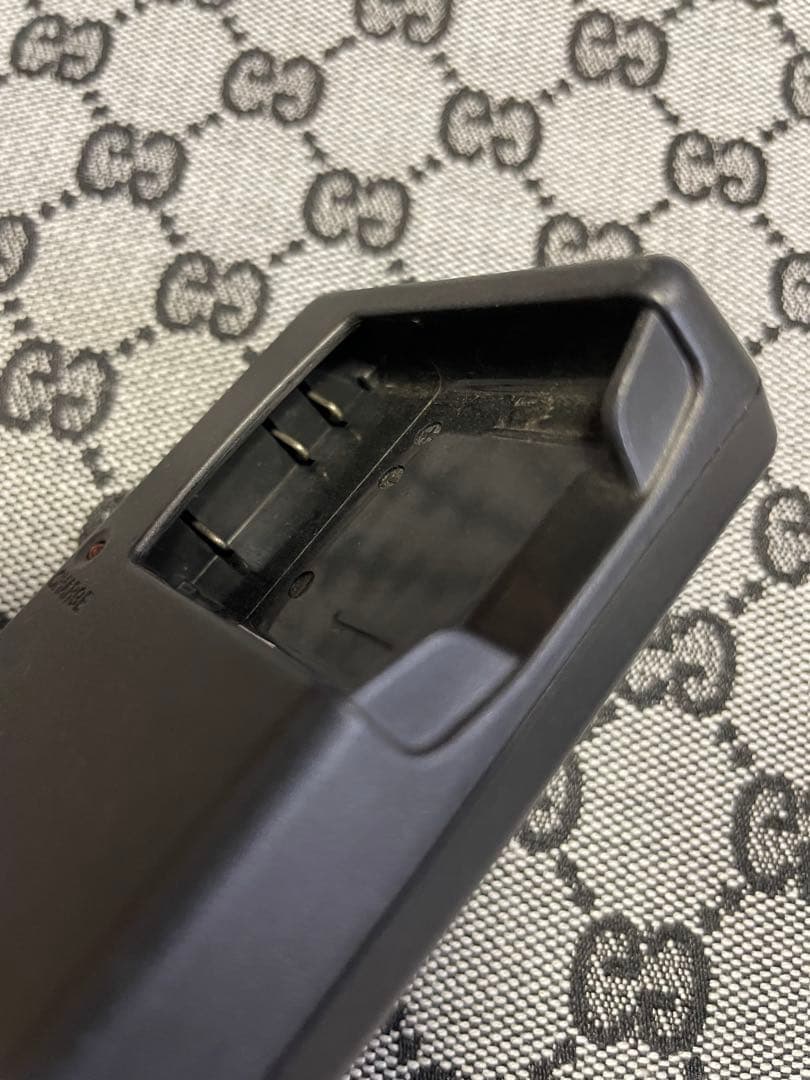 良好　Nikon ニコン　COOLPIX デジカメ　本体バッテリー充電器USB