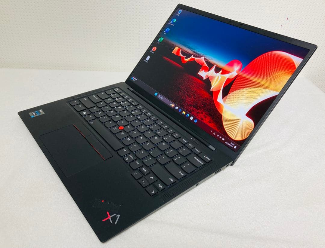 ThinkPad X1 Carbon Gen9/メモリ16GB/SSD512GB