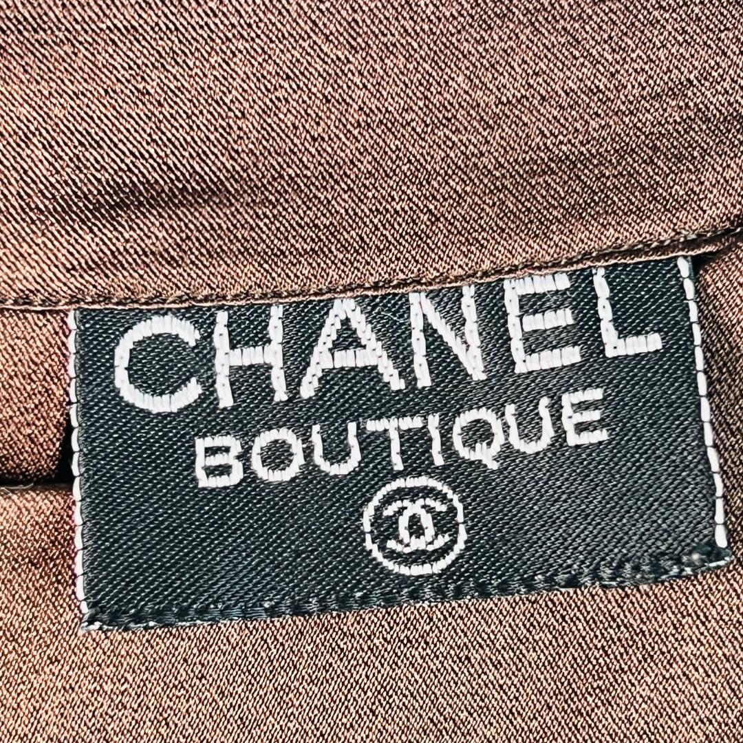 【シャネル】ブラウス　シルク100％　美品　ココボタン　クローバーボタン　M