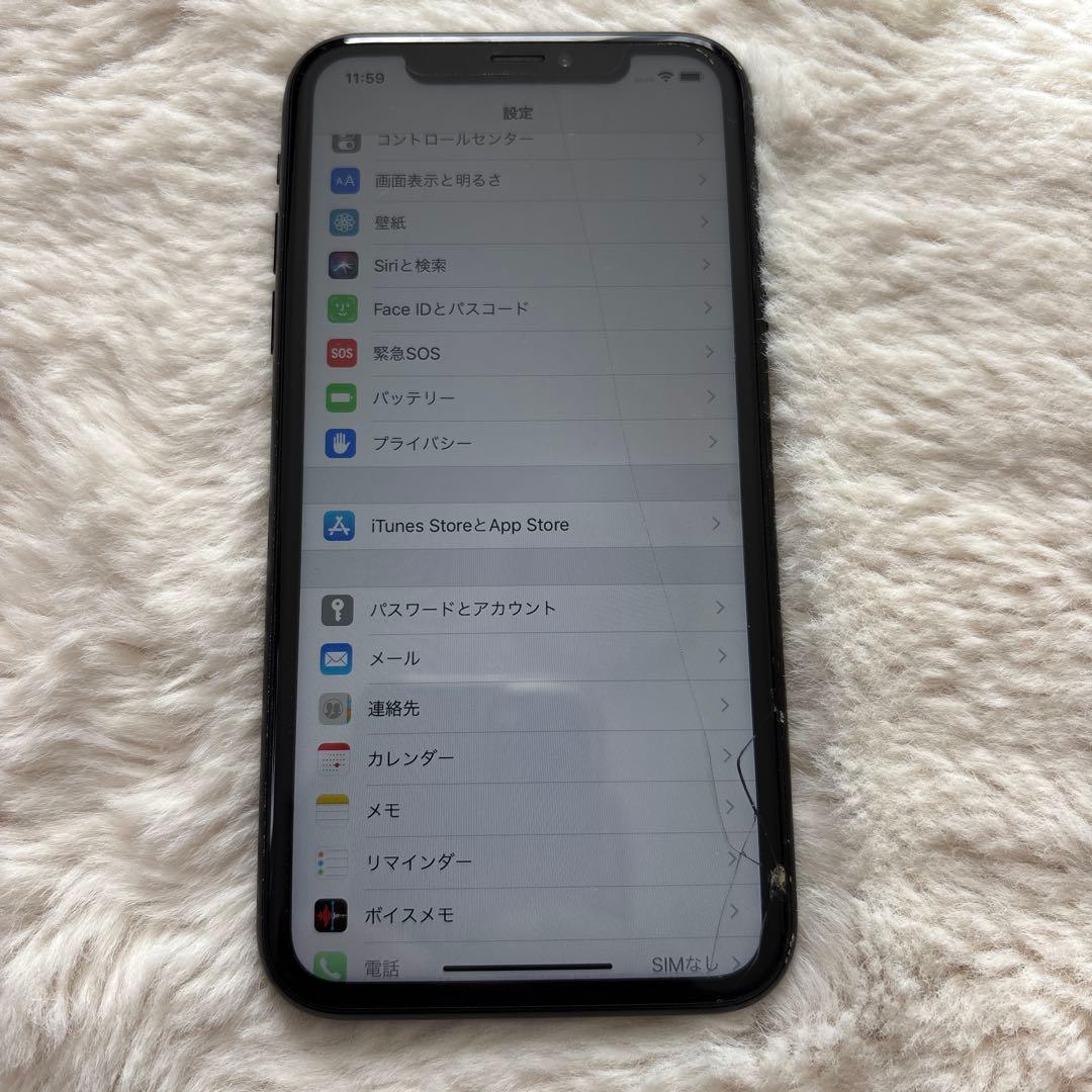 携帯電話本体 Apple iPhone XR 64GB au