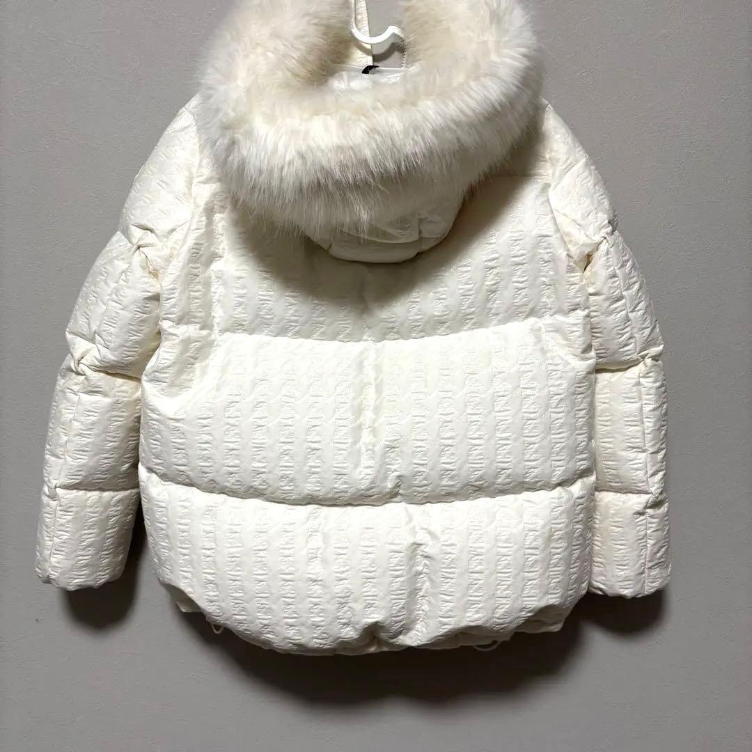 MONCCLER 白 CHAMBRES ファー付ダウン 正規品 レディース