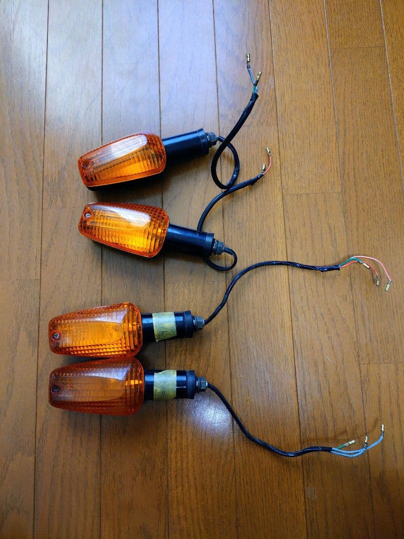 CB1300SF純正ウインカーSC40希少