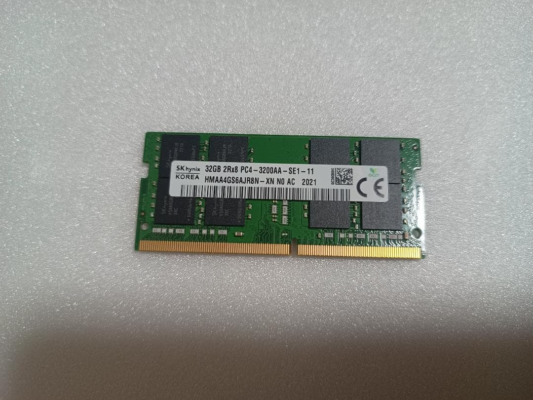 SKhynix製 32GB DDR4 メモリ 1枚