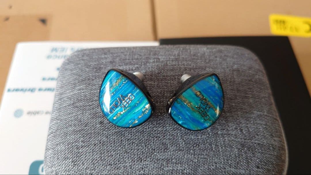 あーねんまつ GEEK WOLD GK100