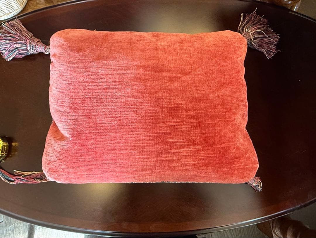 アンティーク 1人掛けソファ　レッド　ベルベット調 喫茶店レトロ　アームチェア